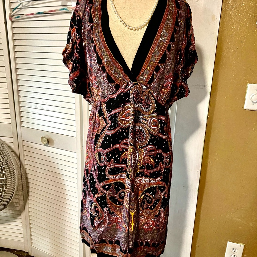 Boho Velvet Paisley V-Neck Dress - Black & Burgundy